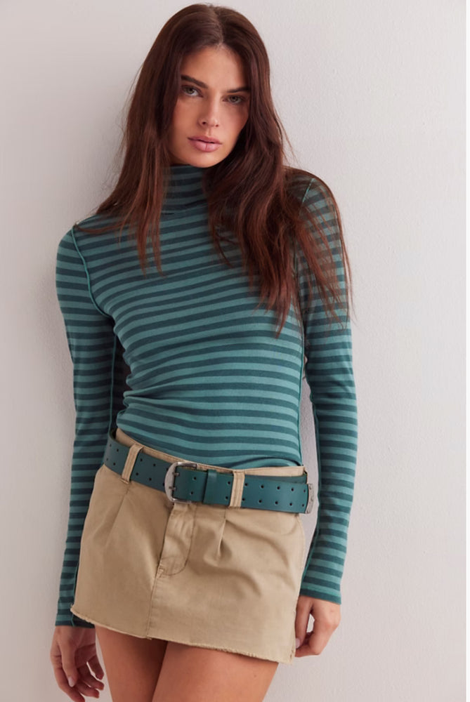 Good Good Turtleneck Stripe